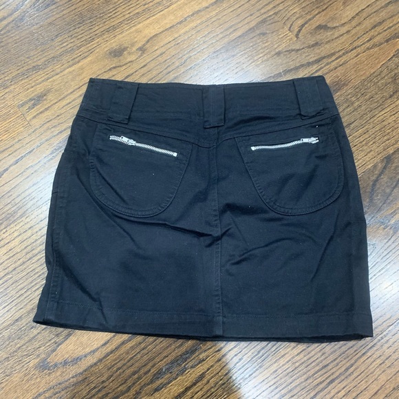 Like New Armani Exchange Black Skirt Size 0 Petite Women’s - Picture 6 of 7